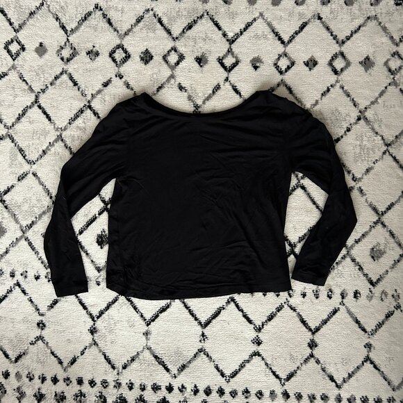 Black Long Sleeve Tee - Picture 1 of 2